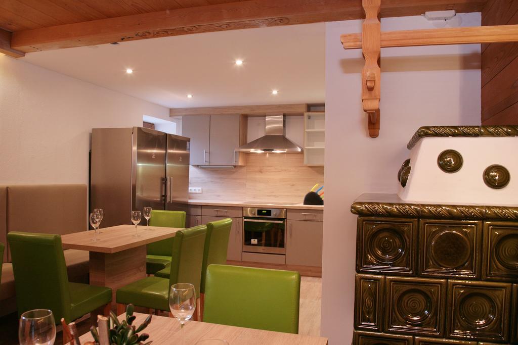 Premium Chalet Andrea Leogang Room photo